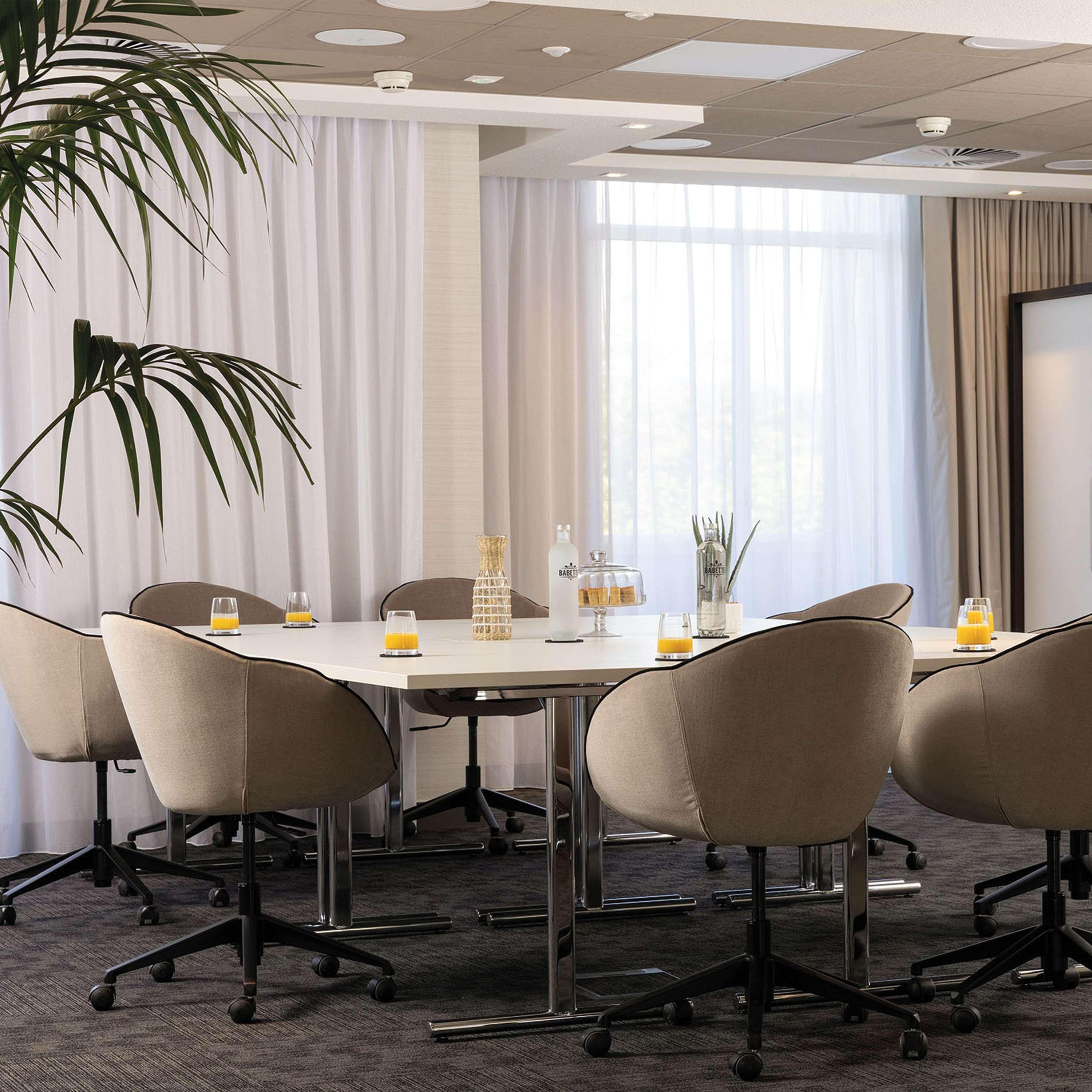 Hilton Garden Inn Tours Centre, France エクステリア 写真